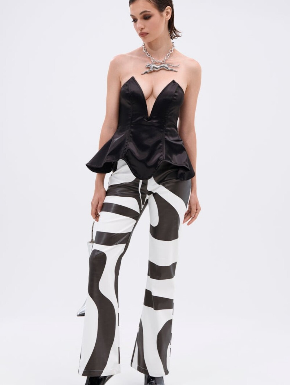 Akira Abstract Pants in Black & White Size 1x